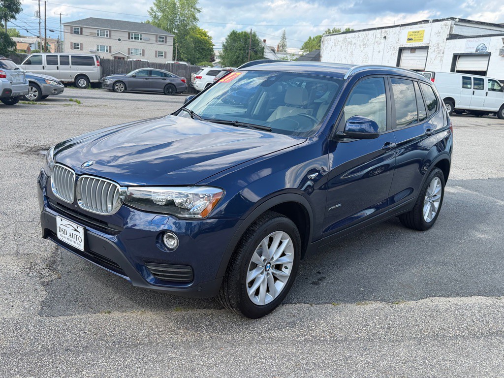 2017 BMW X3 Image 2