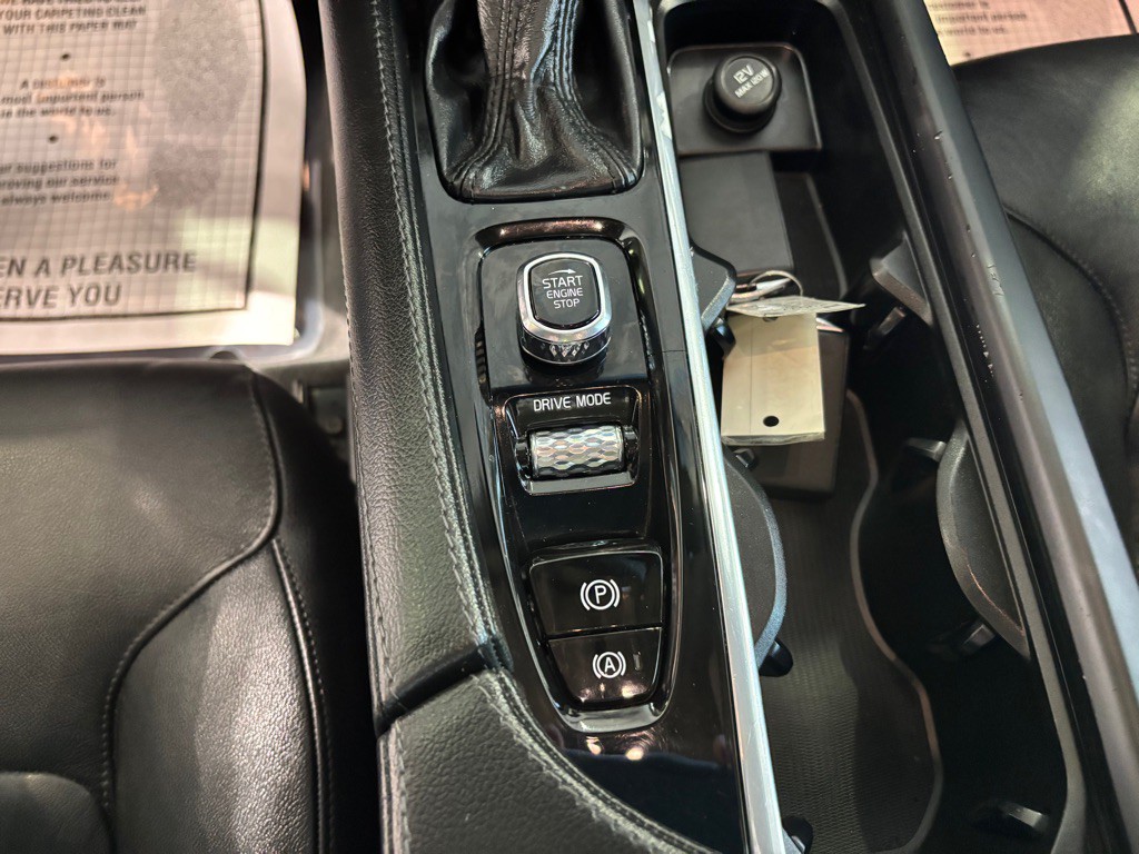 2019 Volvo XC90 Image 16