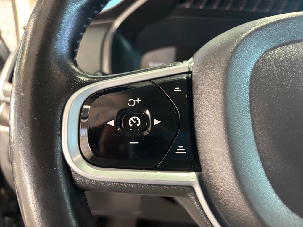 2019 Volvo XC90 Image 19
