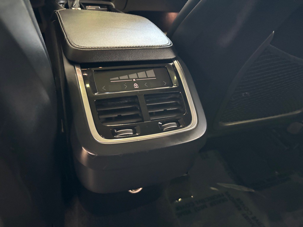 2019 Volvo XC90 Image 25