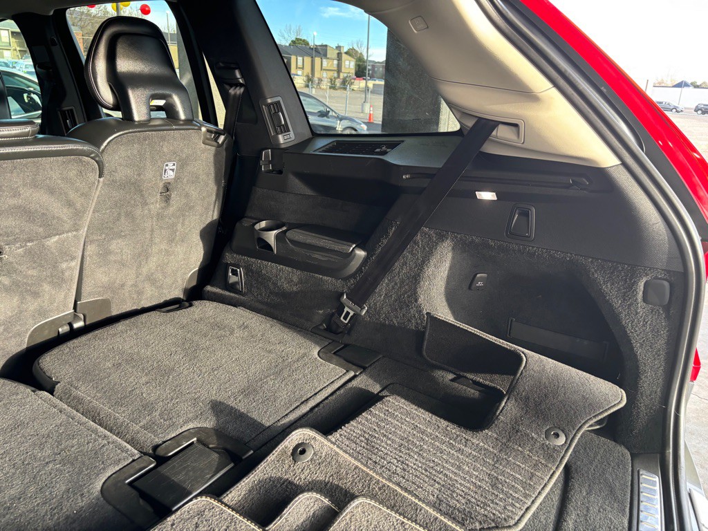2019 Volvo XC90 Image 32