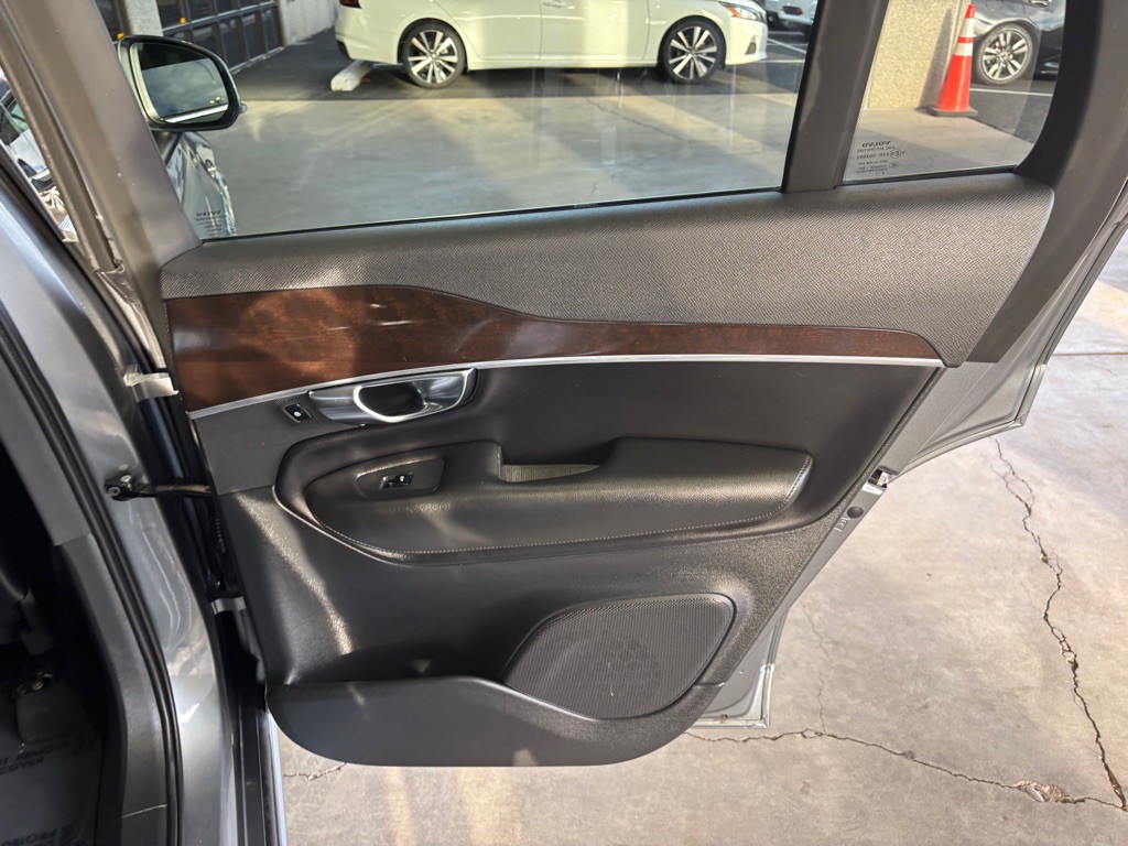 2019 Volvo XC90 Image 37