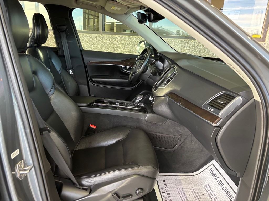 2019 Volvo XC90 Image 38