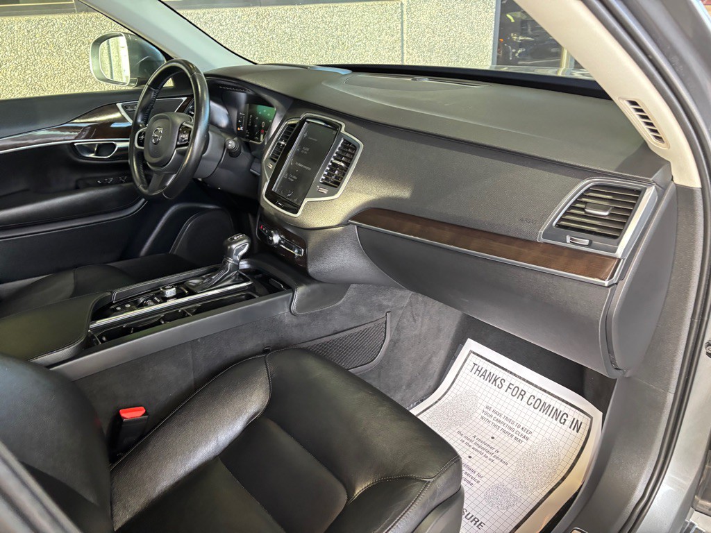 2019 Volvo XC90 Image 40