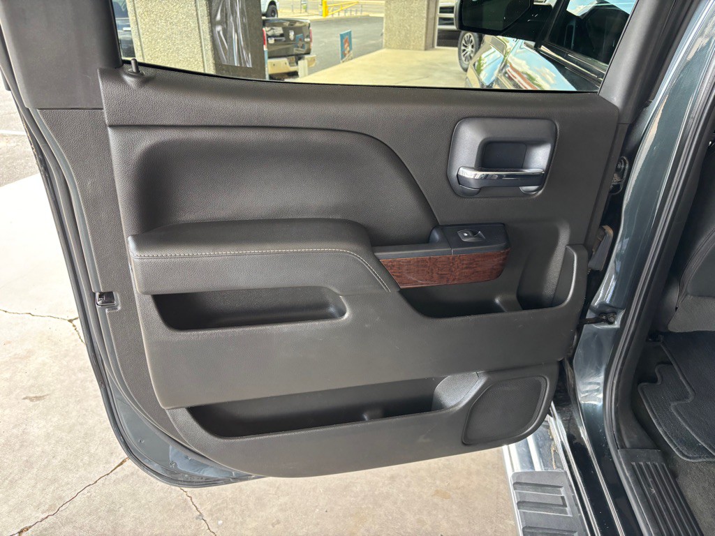 2018 GMC Sierra Image 25