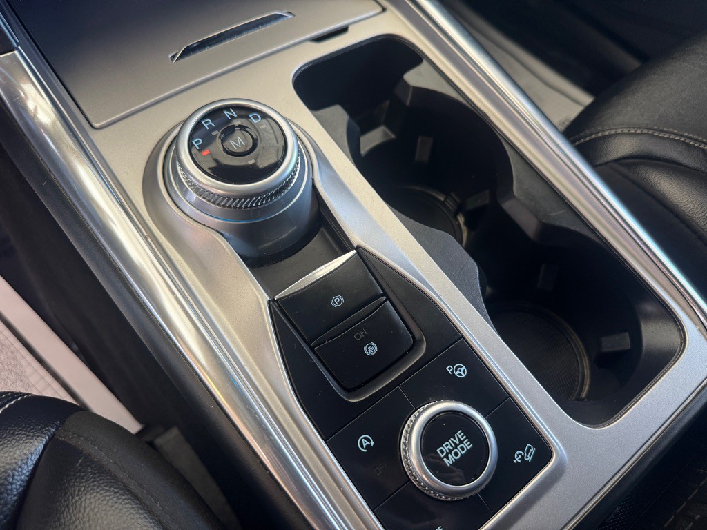 2020 Ford Explorer Image 12