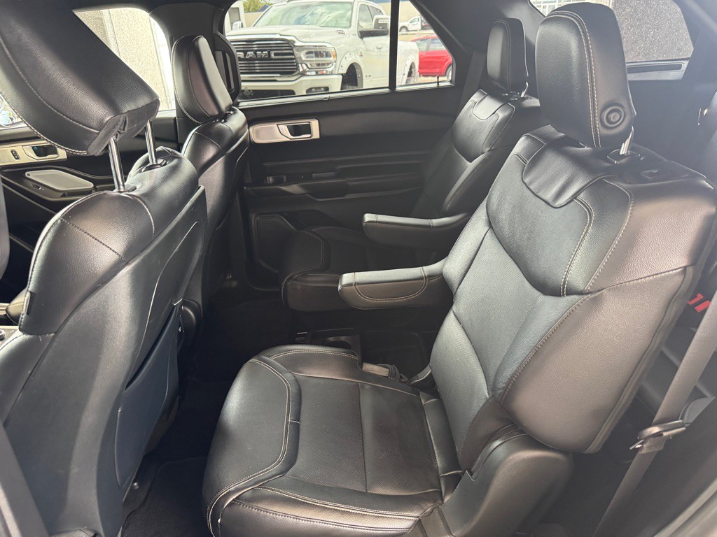 2020 Ford Explorer Image 17