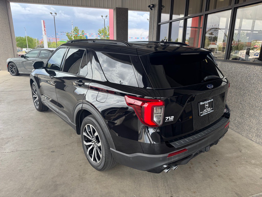 2020 Ford Explorer Image 32