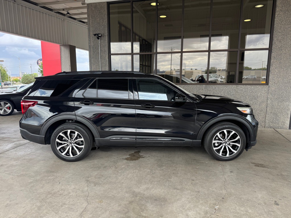 2020 Ford Explorer Image 37
