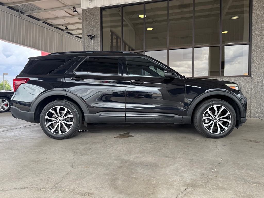 2020 Ford Explorer Image 38