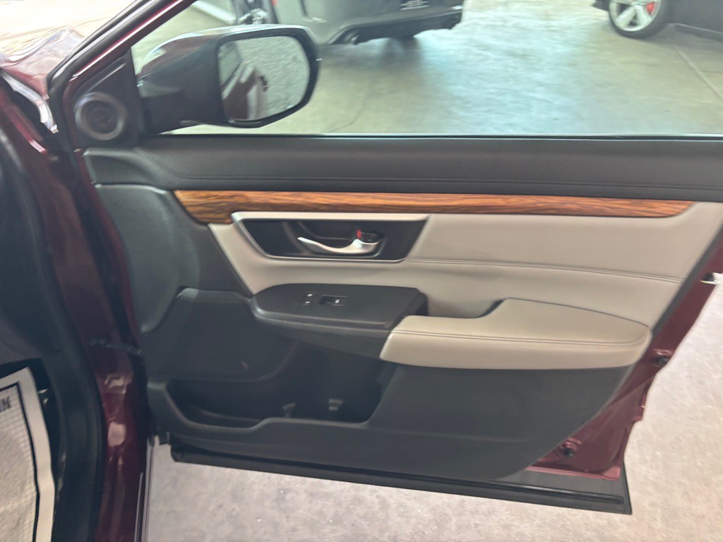 2017 Honda CR-V Image 28