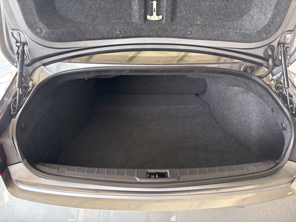 2018 INFINITI Q60 Image 21