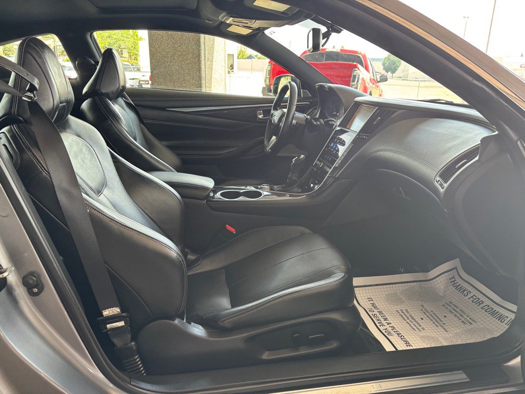 2018 INFINITI Q60 Image 22