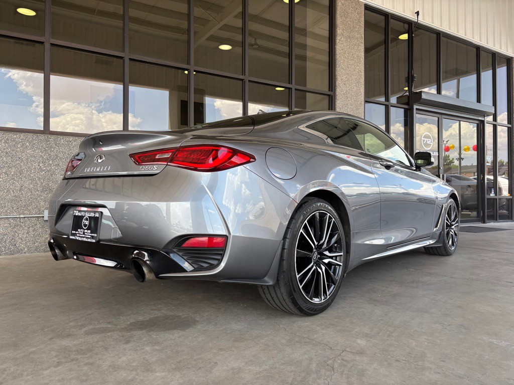 2018 INFINITI Q60 Image 31