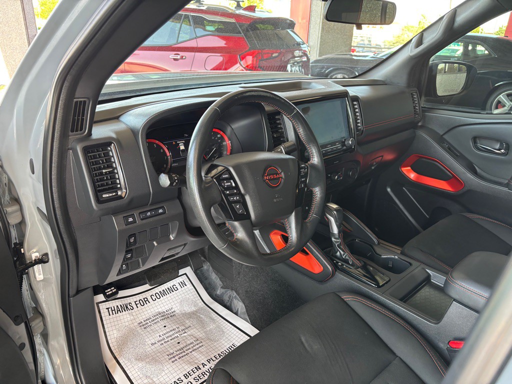 2022 Nissan Frontier Image 7