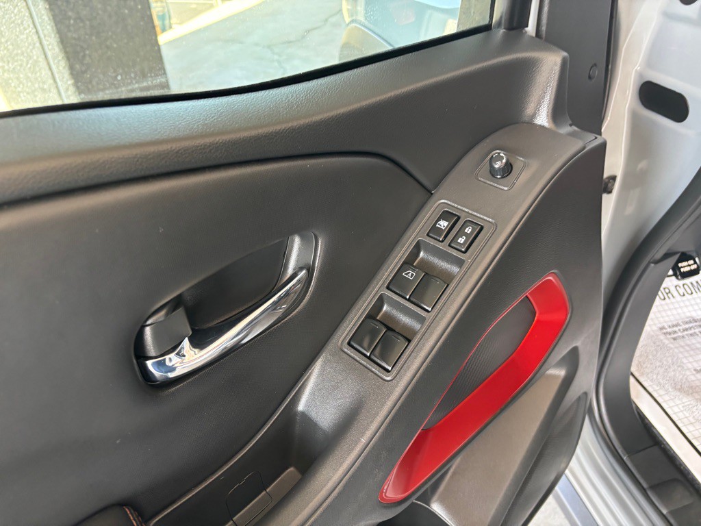 2022 Nissan Frontier Image 9
