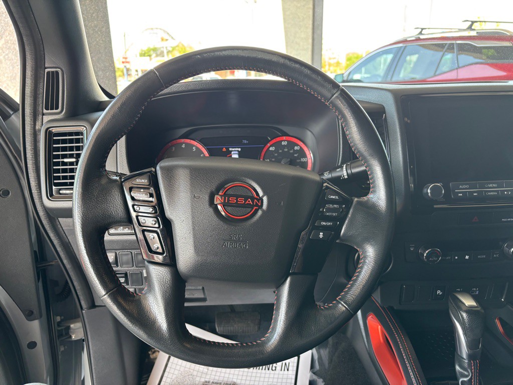 2022 Nissan Frontier Image 10