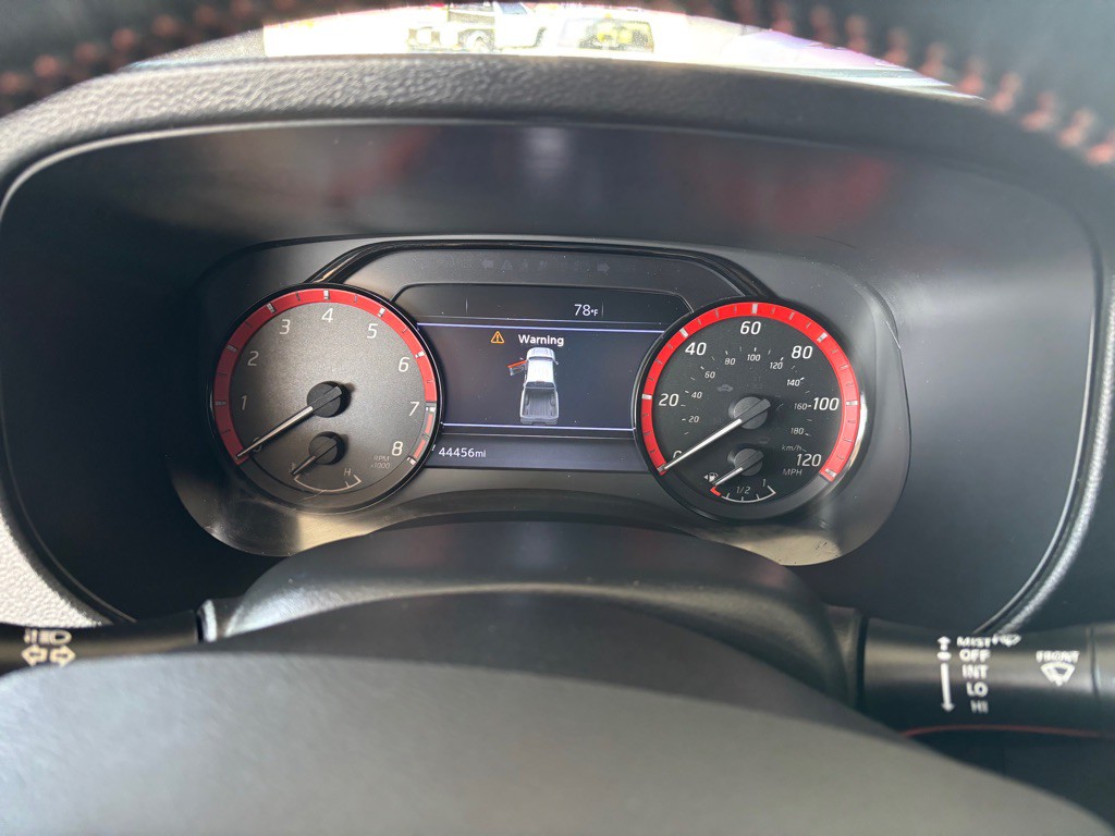 2022 Nissan Frontier Image 11