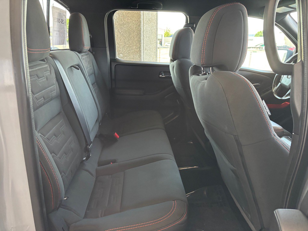 2022 Nissan Frontier Image 20