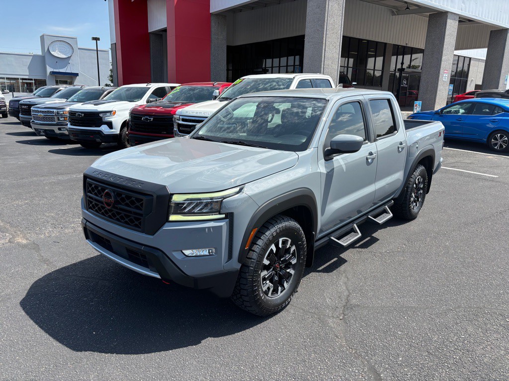 2022 Nissan Frontier Image 38
