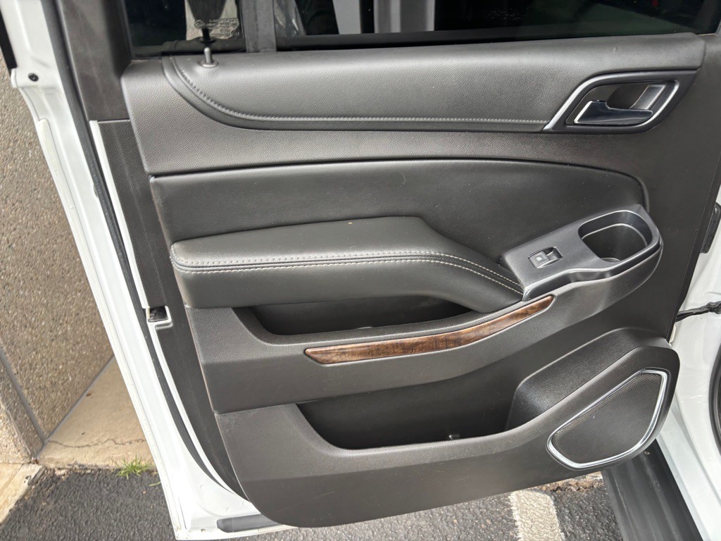 2017 Chevrolet Suburban Image 20