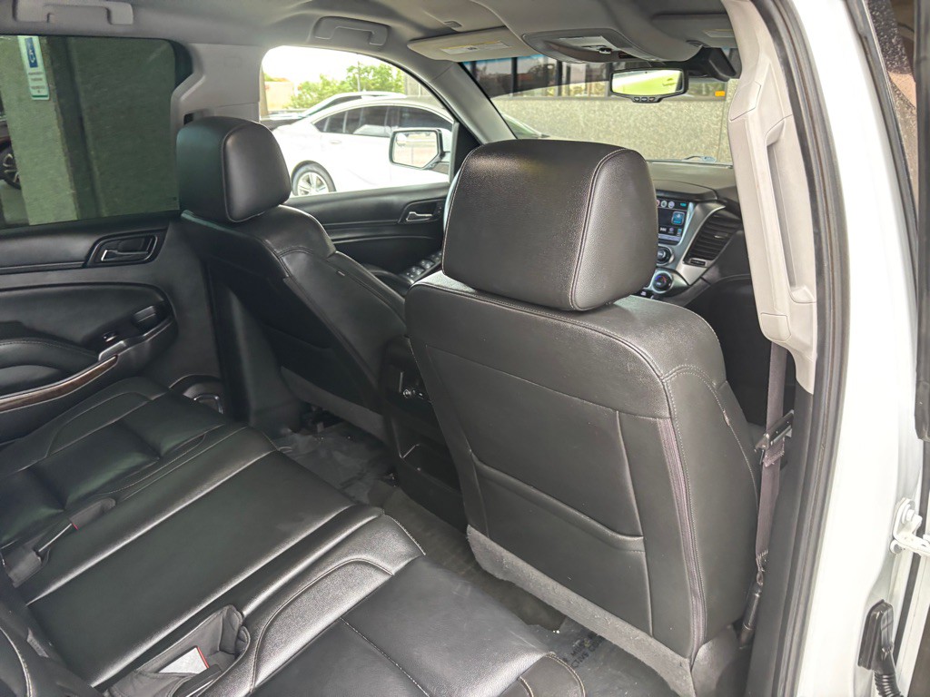 2017 Chevrolet Suburban Image 29