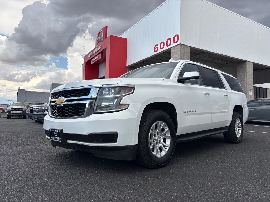 2017 Chevrolet Suburban Image 48