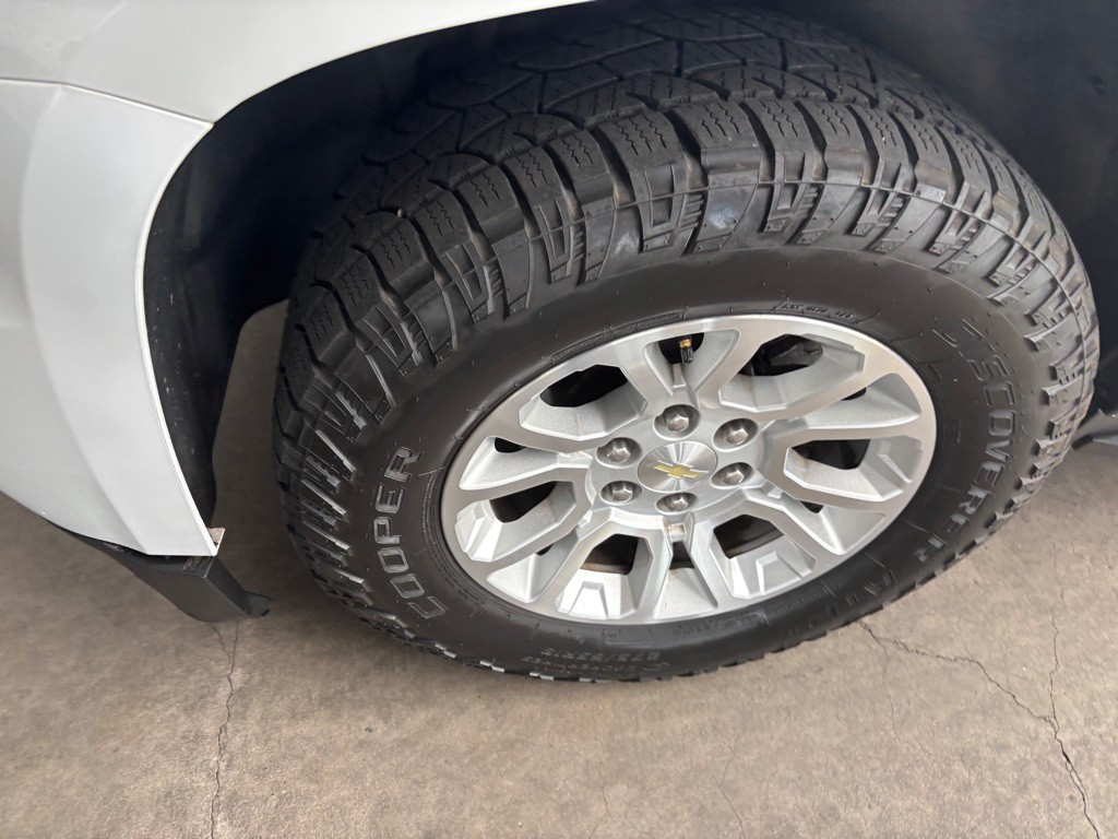 2017 Chevrolet Suburban Image 52
