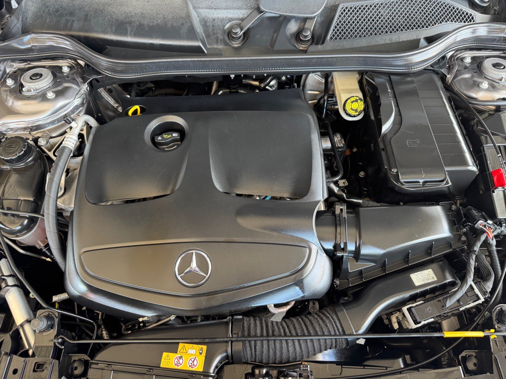 2017 Mercedes-Benz GLA-Class Image 24