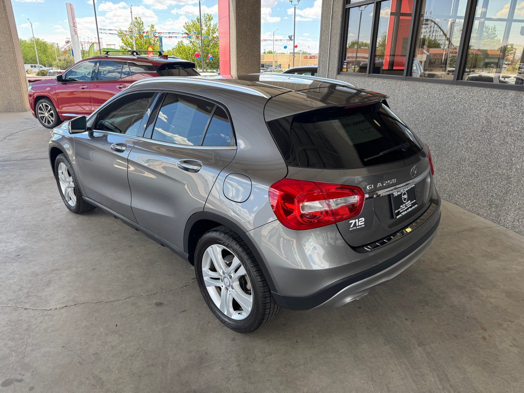 2017 Mercedes-Benz GLA-Class Image 32