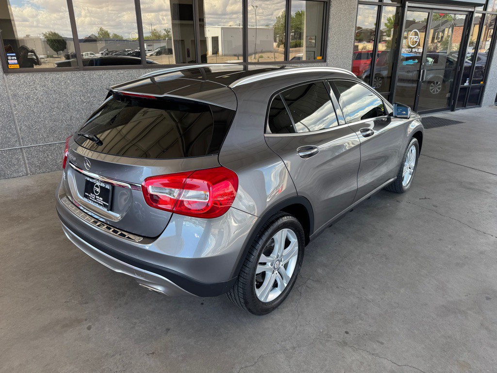 2017 Mercedes-Benz GLA-Class Image 36
