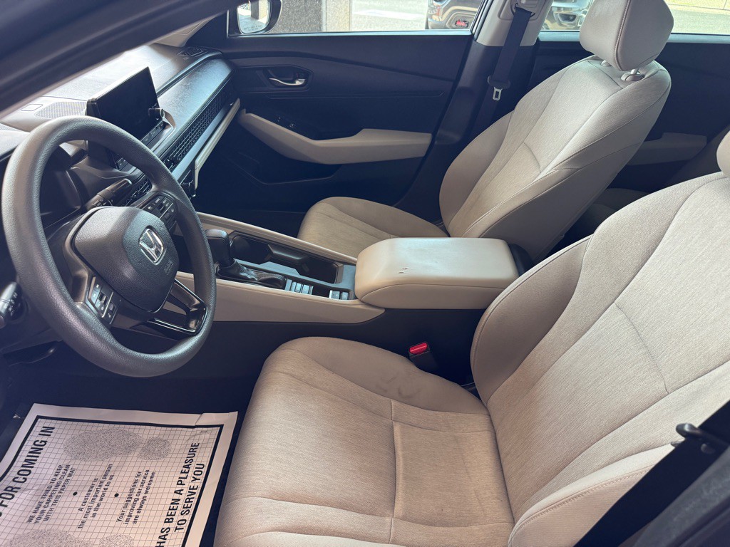 2023 Honda Accord Image 6