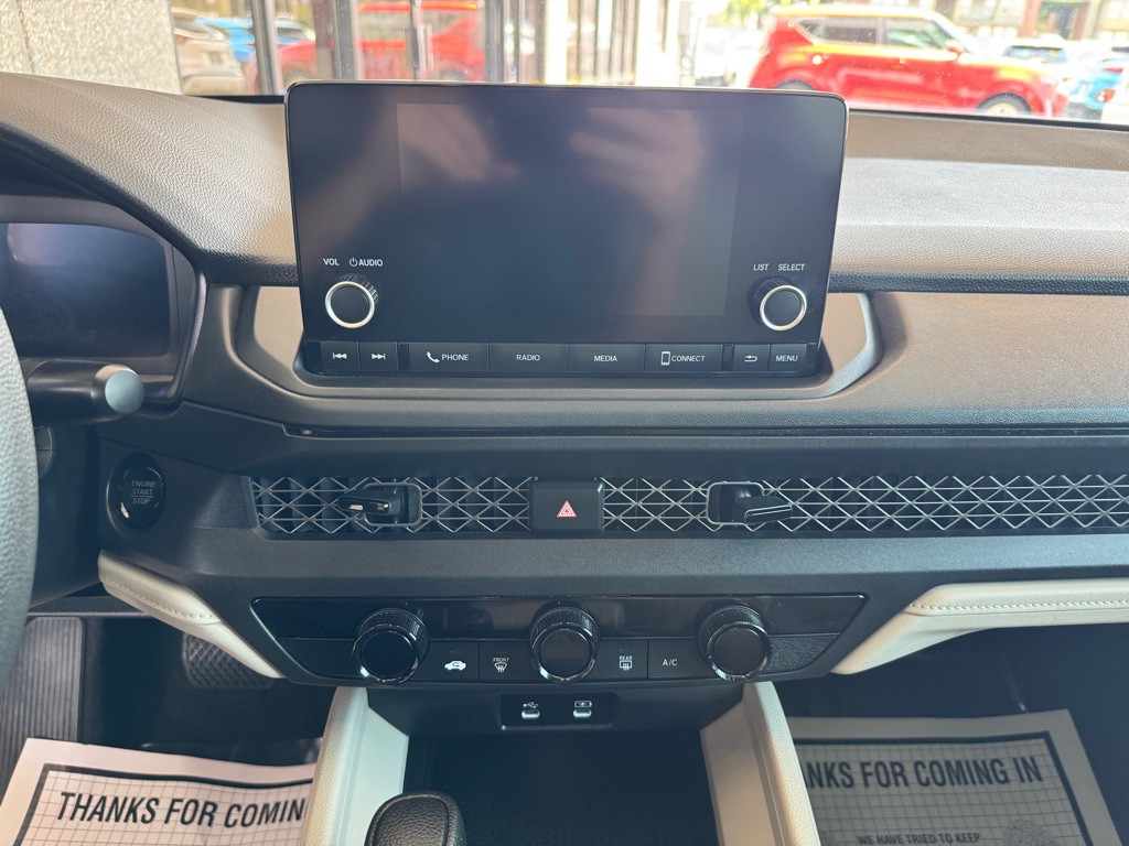 2023 Honda Accord Image 12