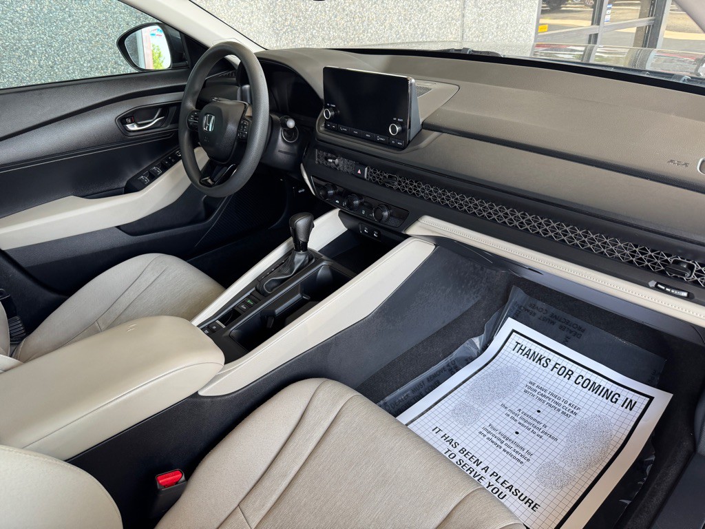 2023 Honda Accord Image 20