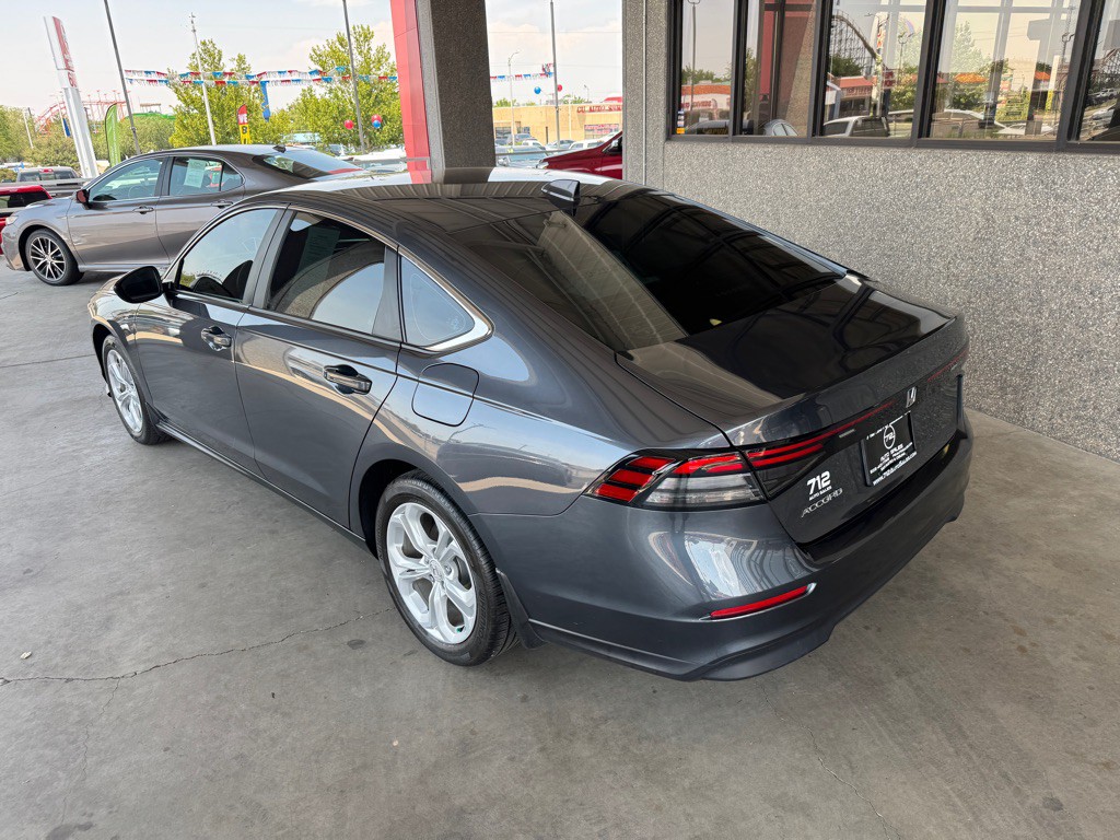 2023 Honda Accord Image 29
