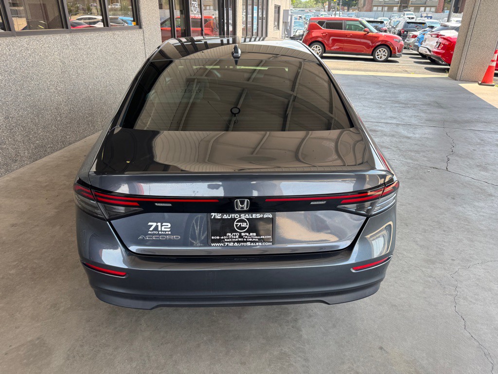 2023 Honda Accord Image 31