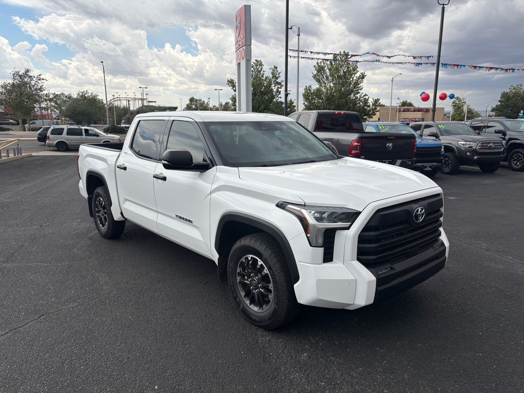 2023 Toyota Tundra Image 4
