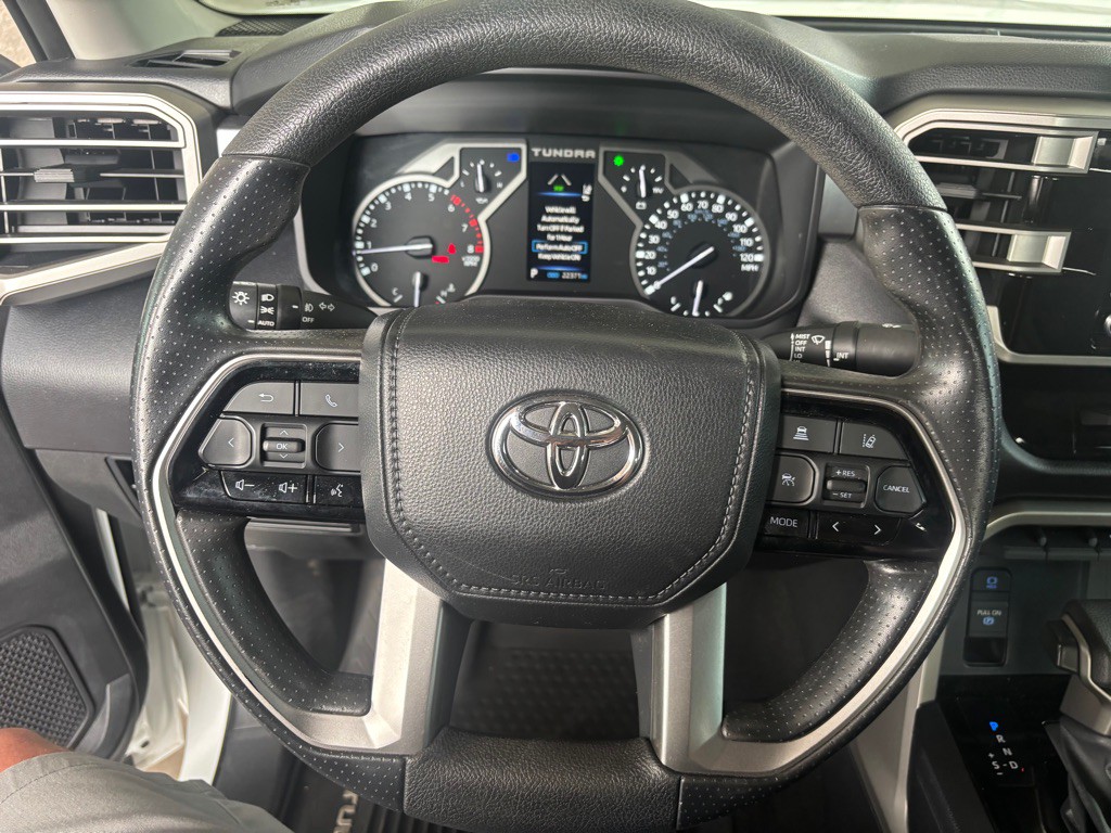 2023 Toyota Tundra Image 9