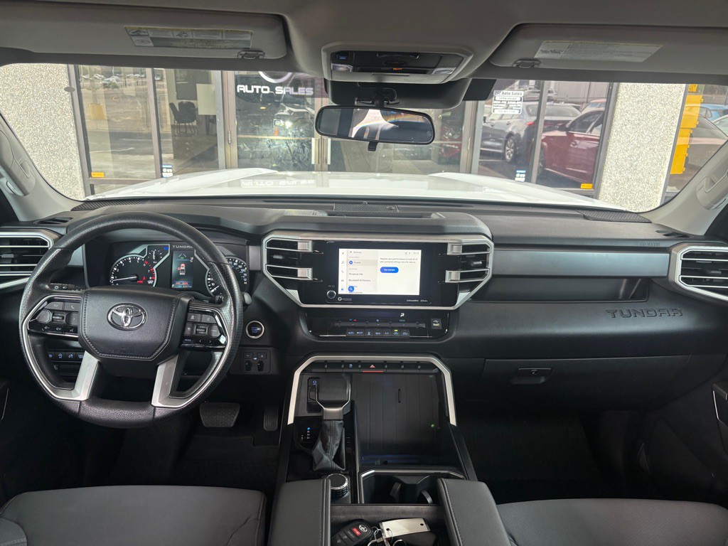 2023 Toyota Tundra Image 17