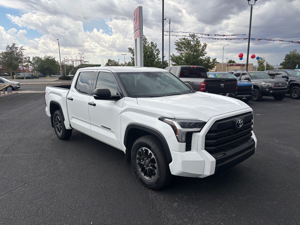 2023 Toyota Tundra Image 24