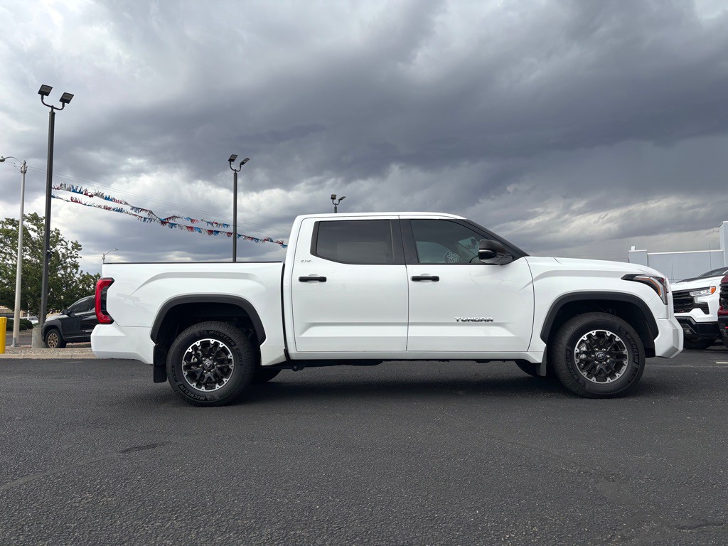 2023 Toyota Tundra Image 27