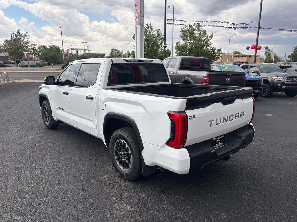 2023 Toyota Tundra Image 32