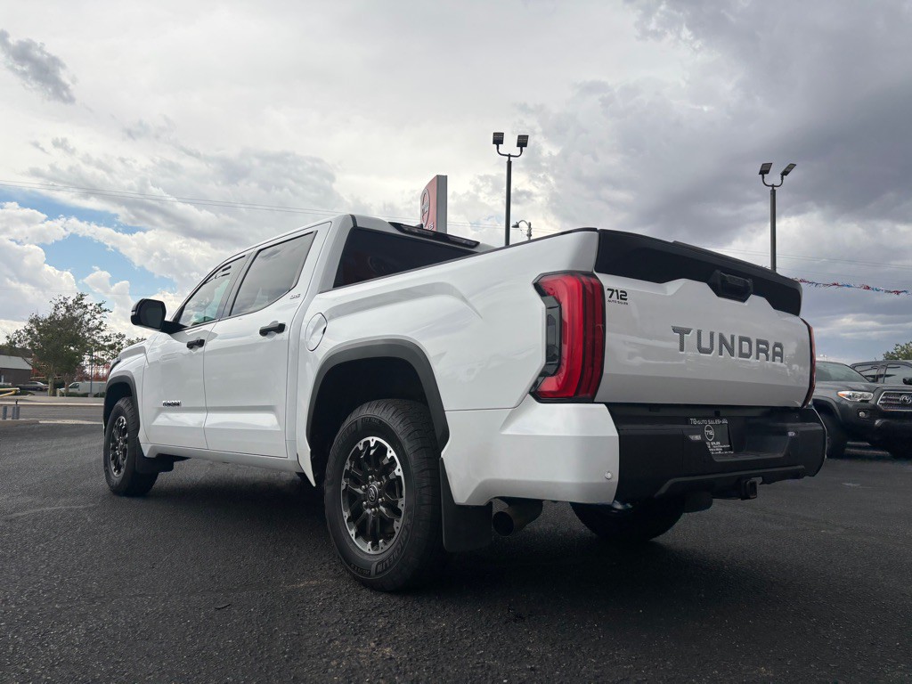 2023 Toyota Tundra Image 33