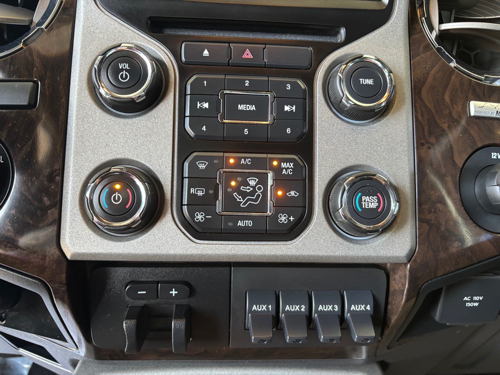 2014 Ford F-350 Image 11