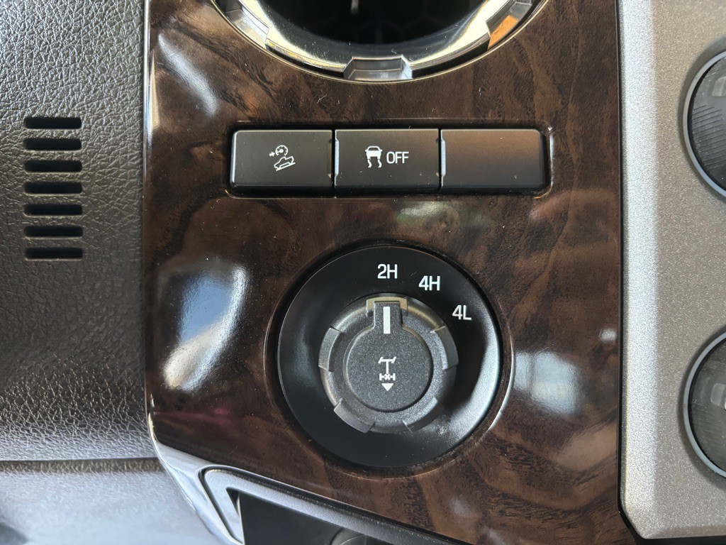 2014 Ford F-350 Image 12