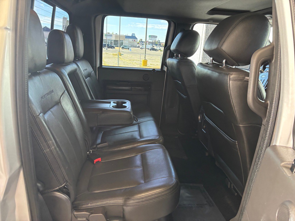 2014 Ford F-350 Image 21