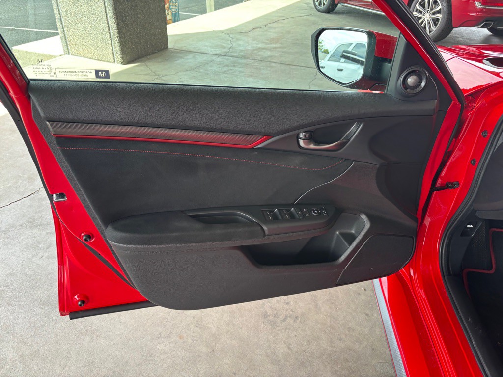 2018 Honda Civic Image 8