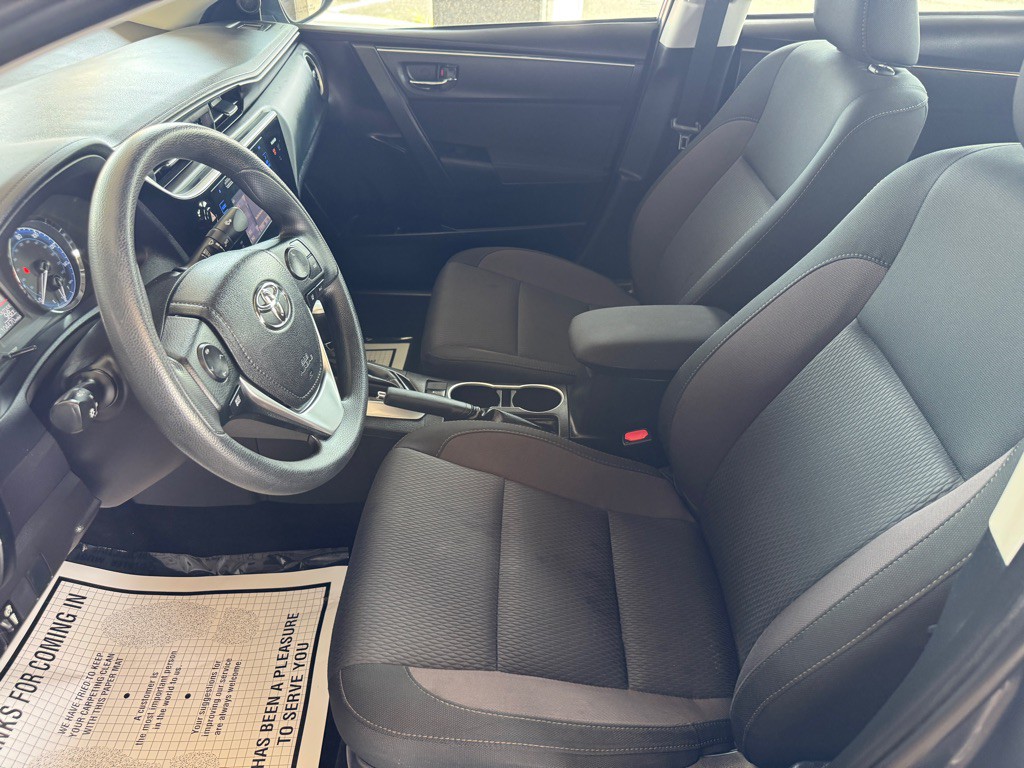 2017 Toyota Corolla Image 6