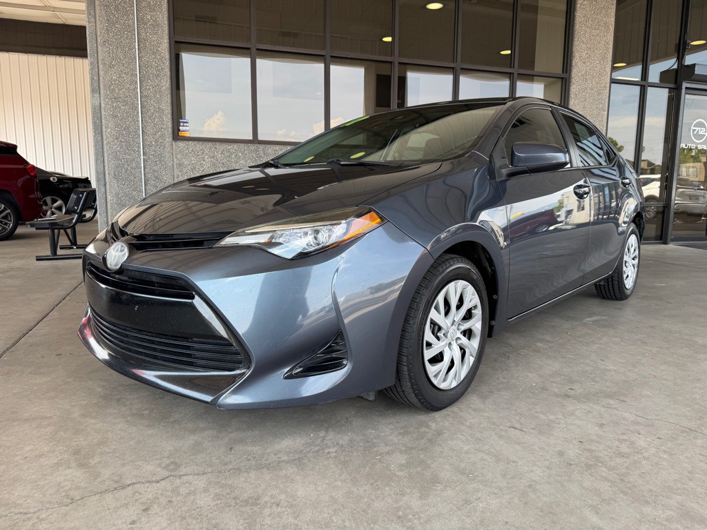 2017 Toyota Corolla Image 25
