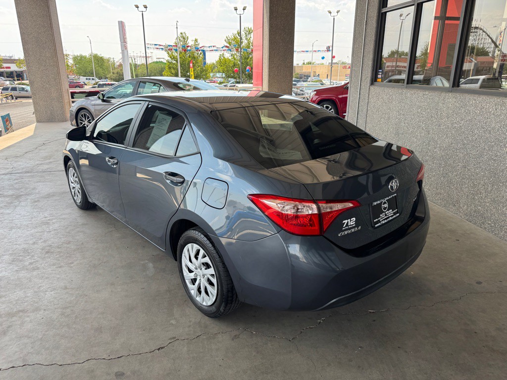 2017 Toyota Corolla Image 28